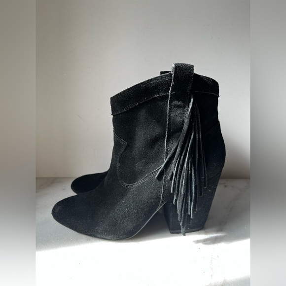Jessica Simpson Black suede  Ankle Boots with Fringe 8.5 - Picture 1 of 16
